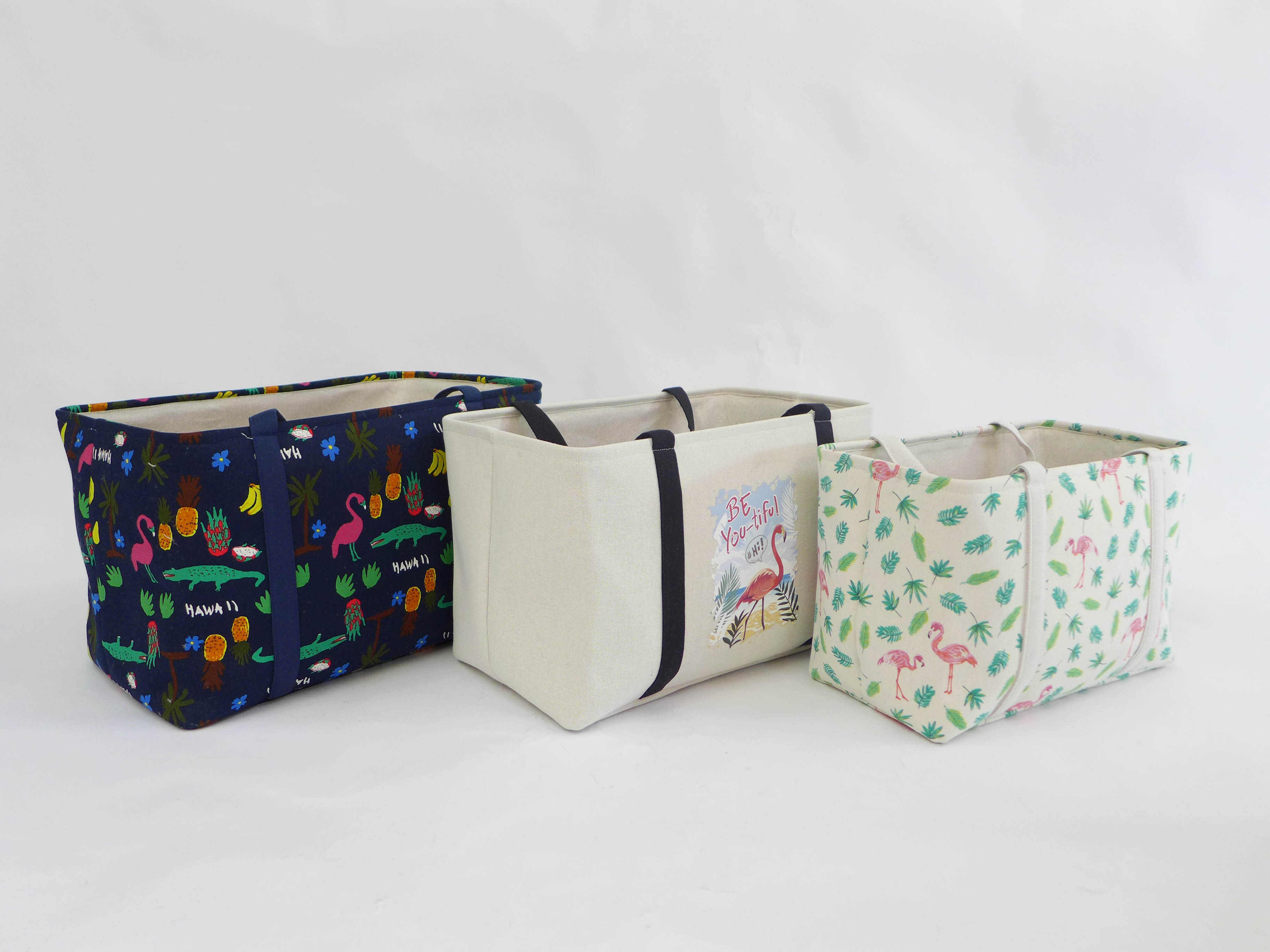 Laundry basket with handles