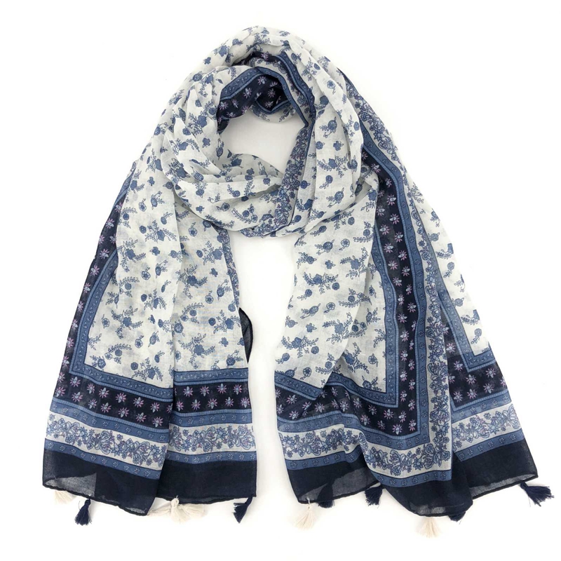 Women's woven scarf