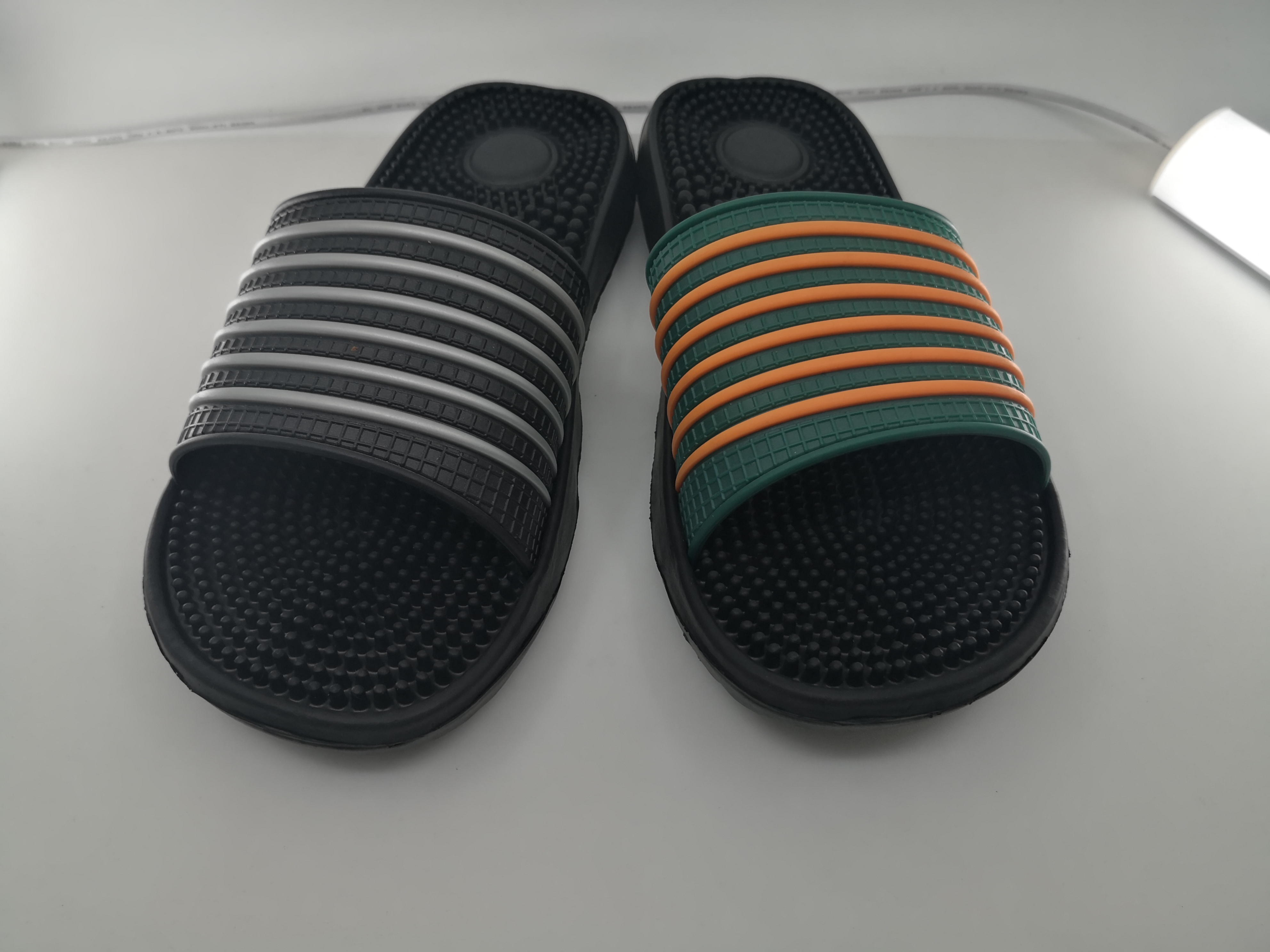 Eva Slider