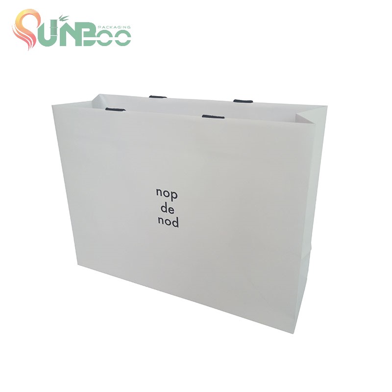 "025" paper bag shopping bag