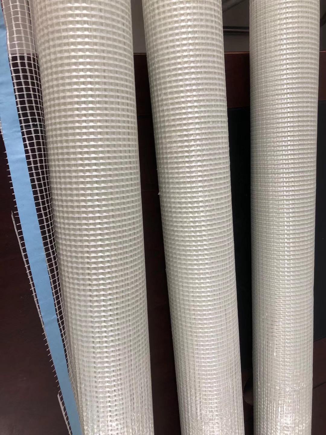 EPS Self-Adheive fiberglass mesh