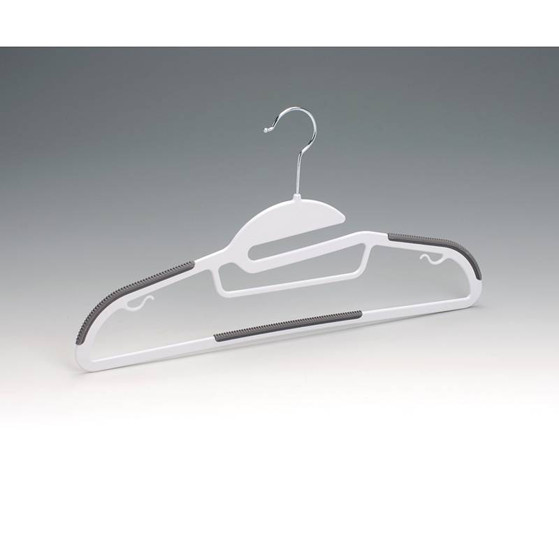 Plastic hanger