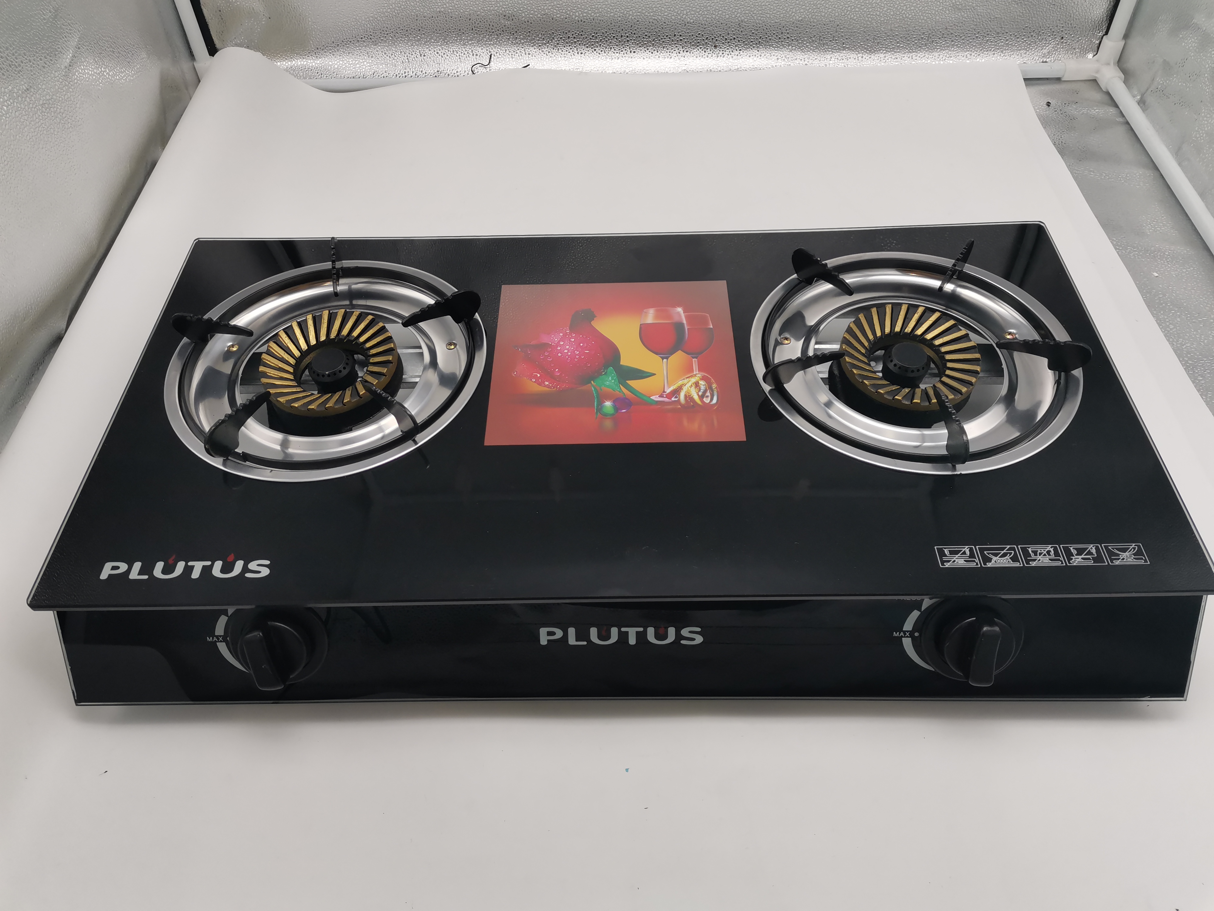 Glass gas cooker