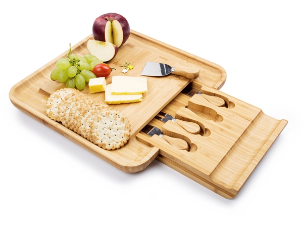 Bamboo cheese board