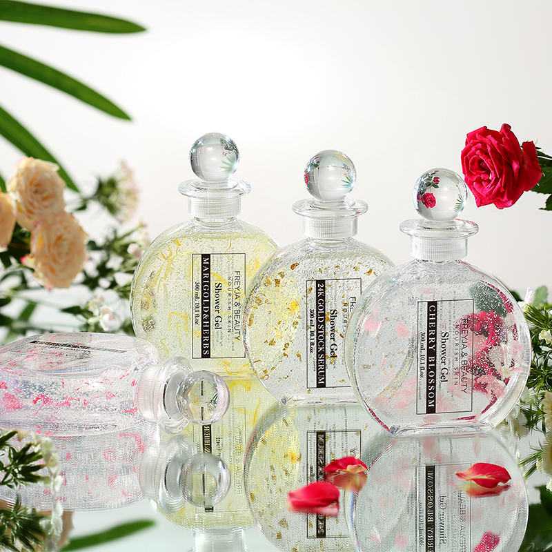 Customizable moisturizing natural gold/petal body care body wash