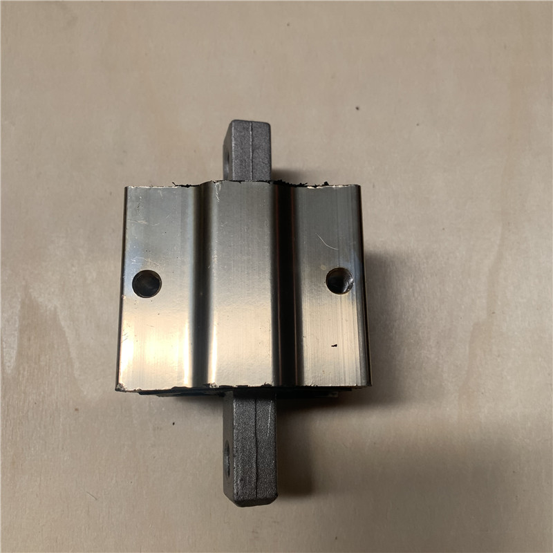 Engine mount 220 240 0218