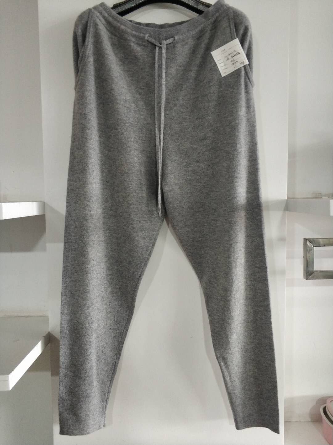 Cashmere trousers of lady