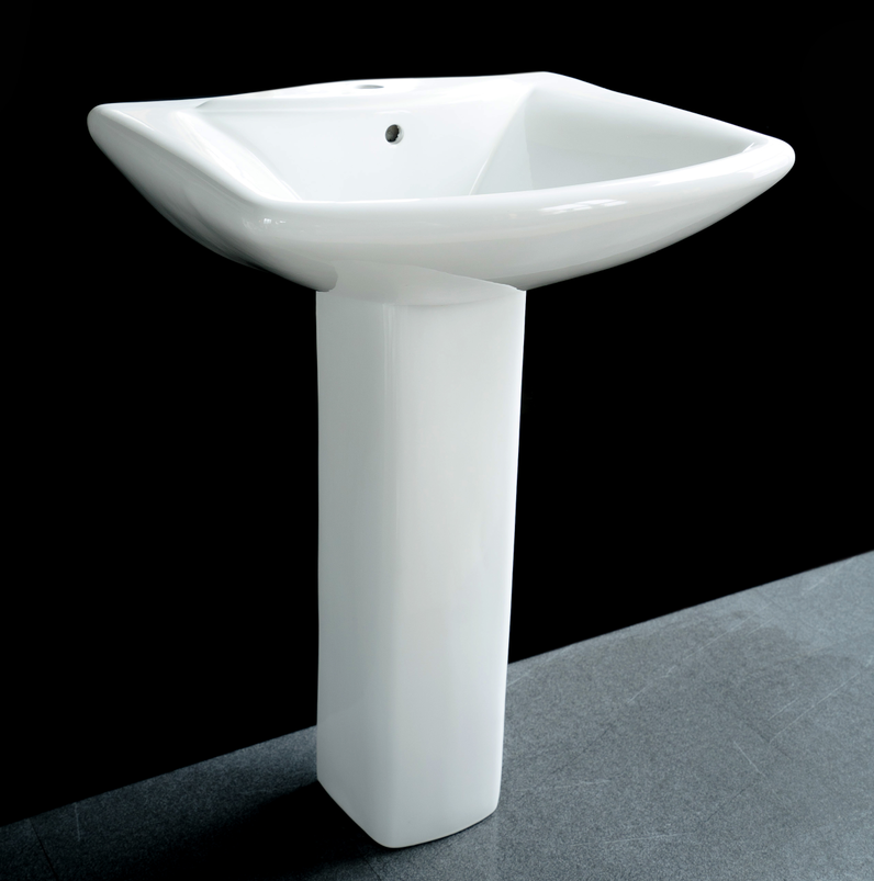 Ceramic Pedestal Basin