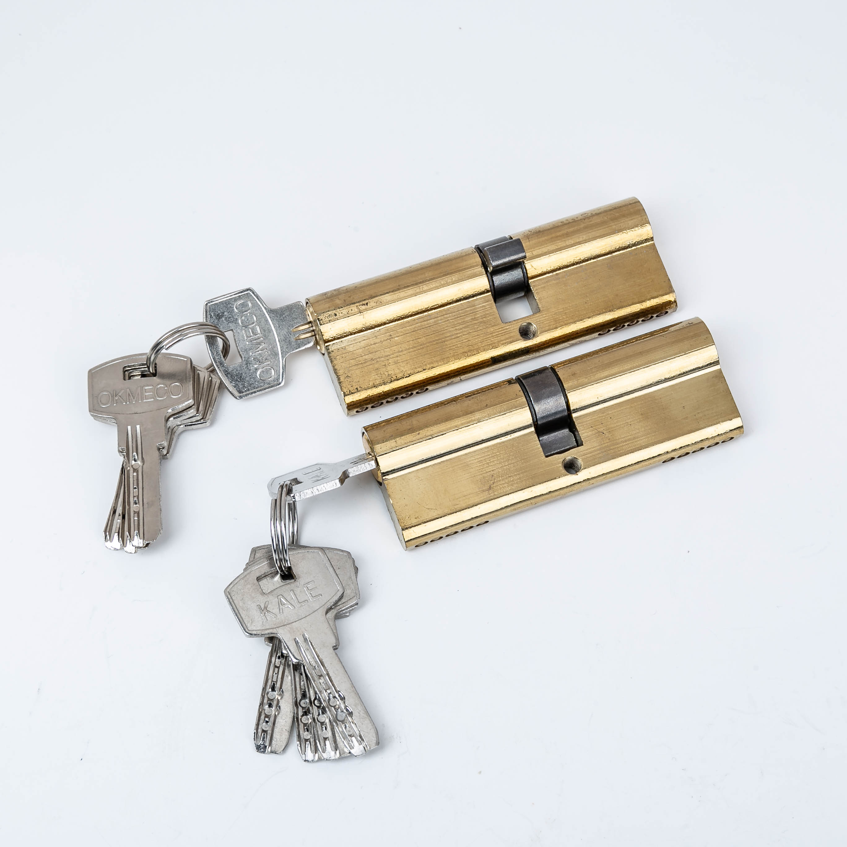 Beijing Yu Tao International Trading Co., Ltd. – tornillo de acero 1