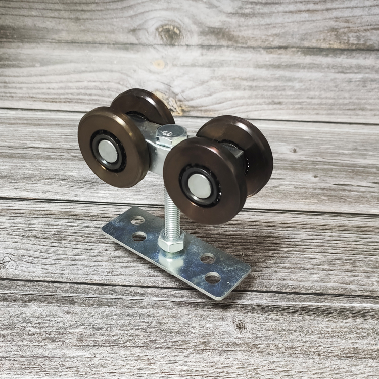 Sliding door roller