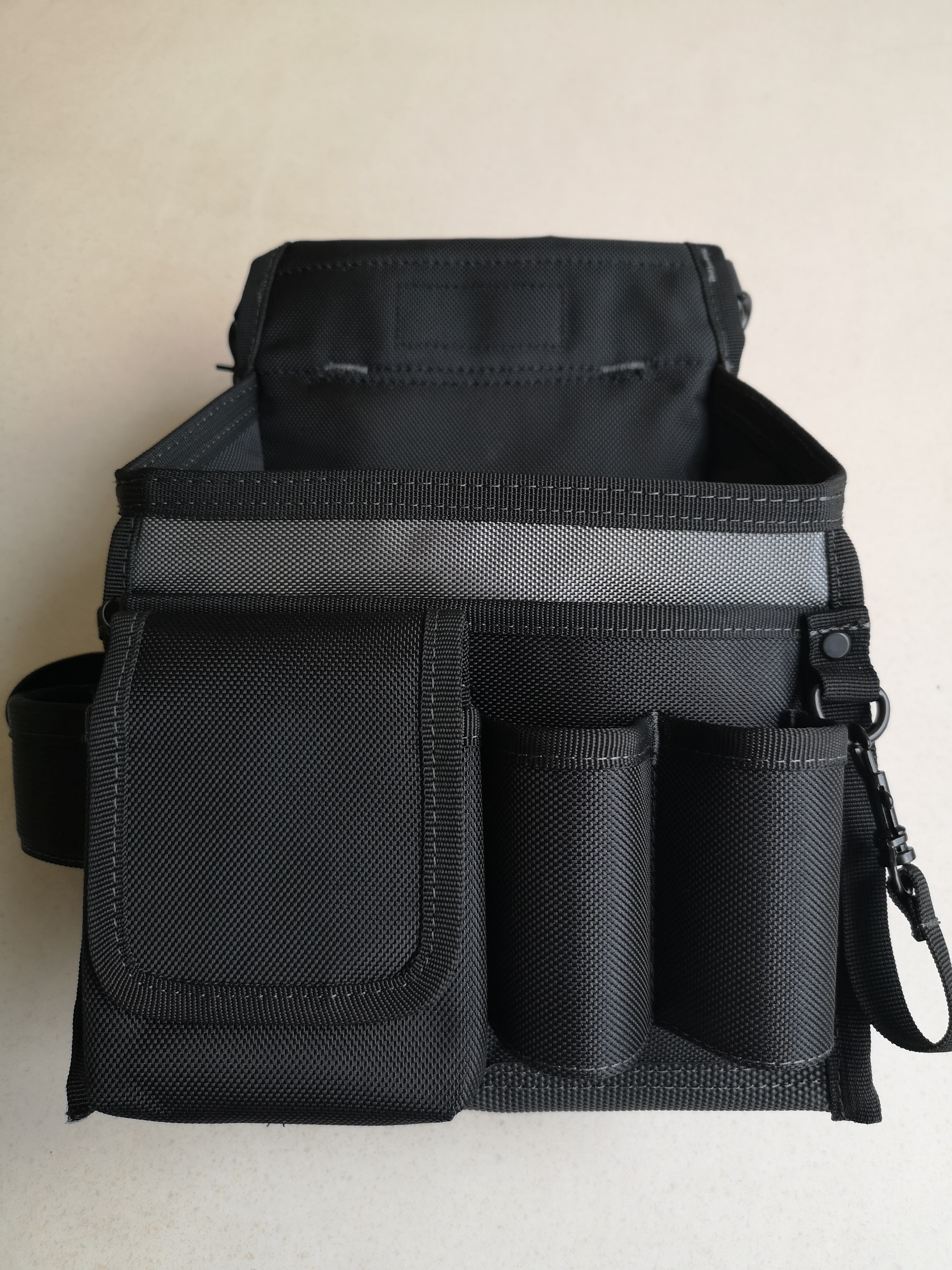Electrician's tool pouch