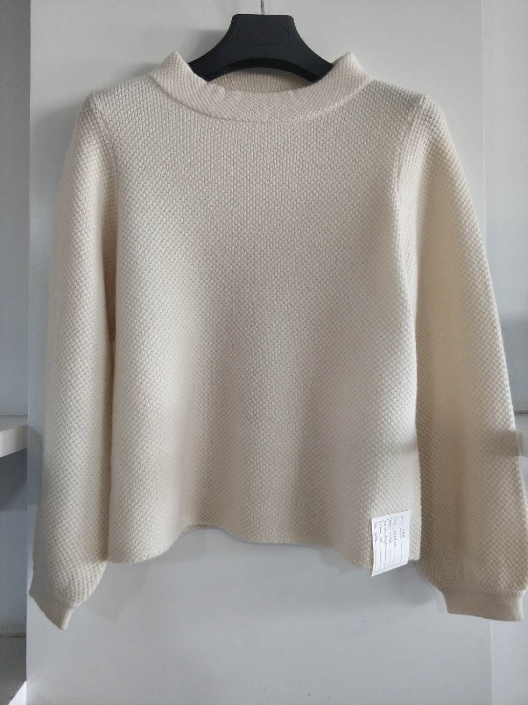 Cashmere sweater for women