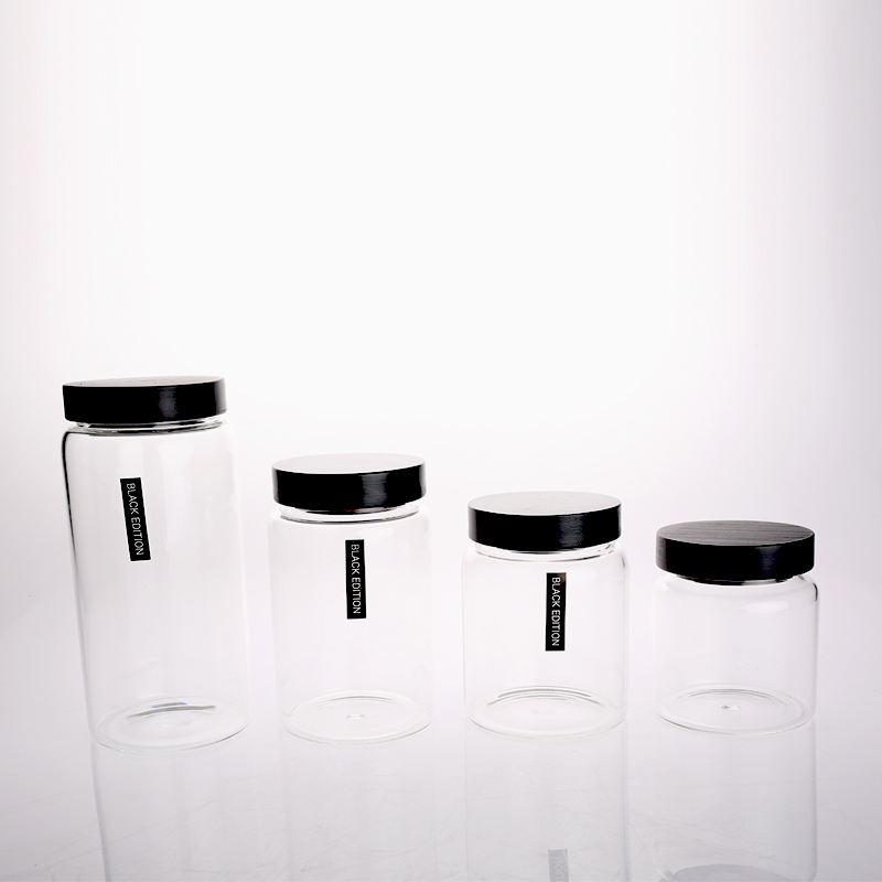 Heat-resistant glass canister with wooden lid