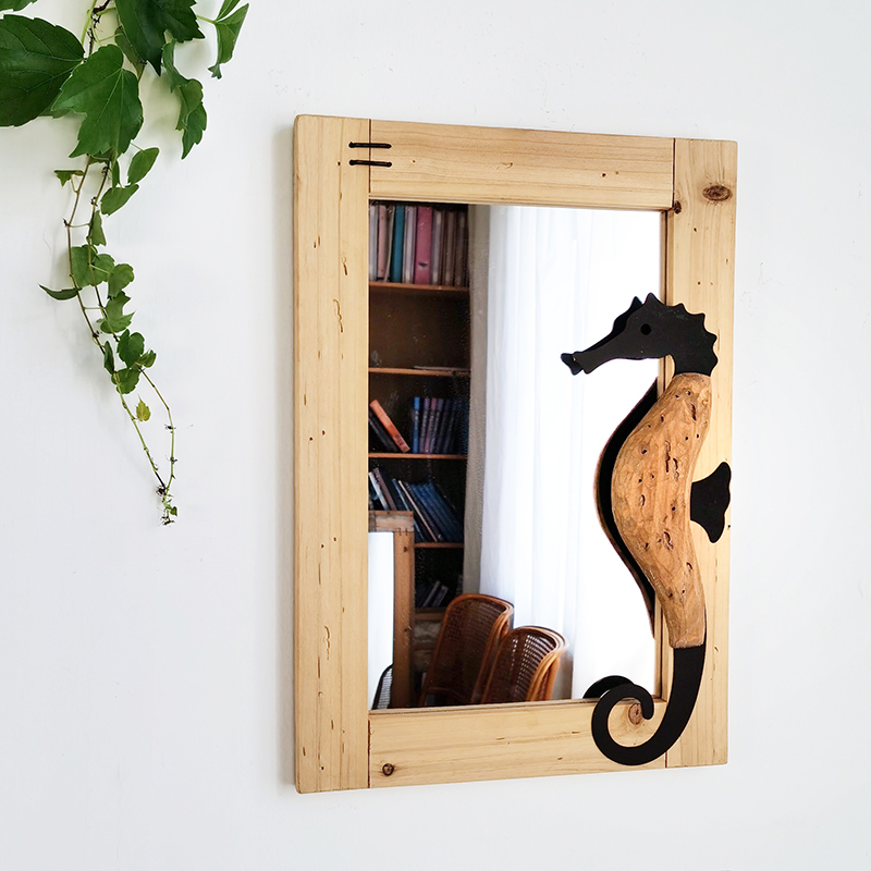 Wood wall mirror