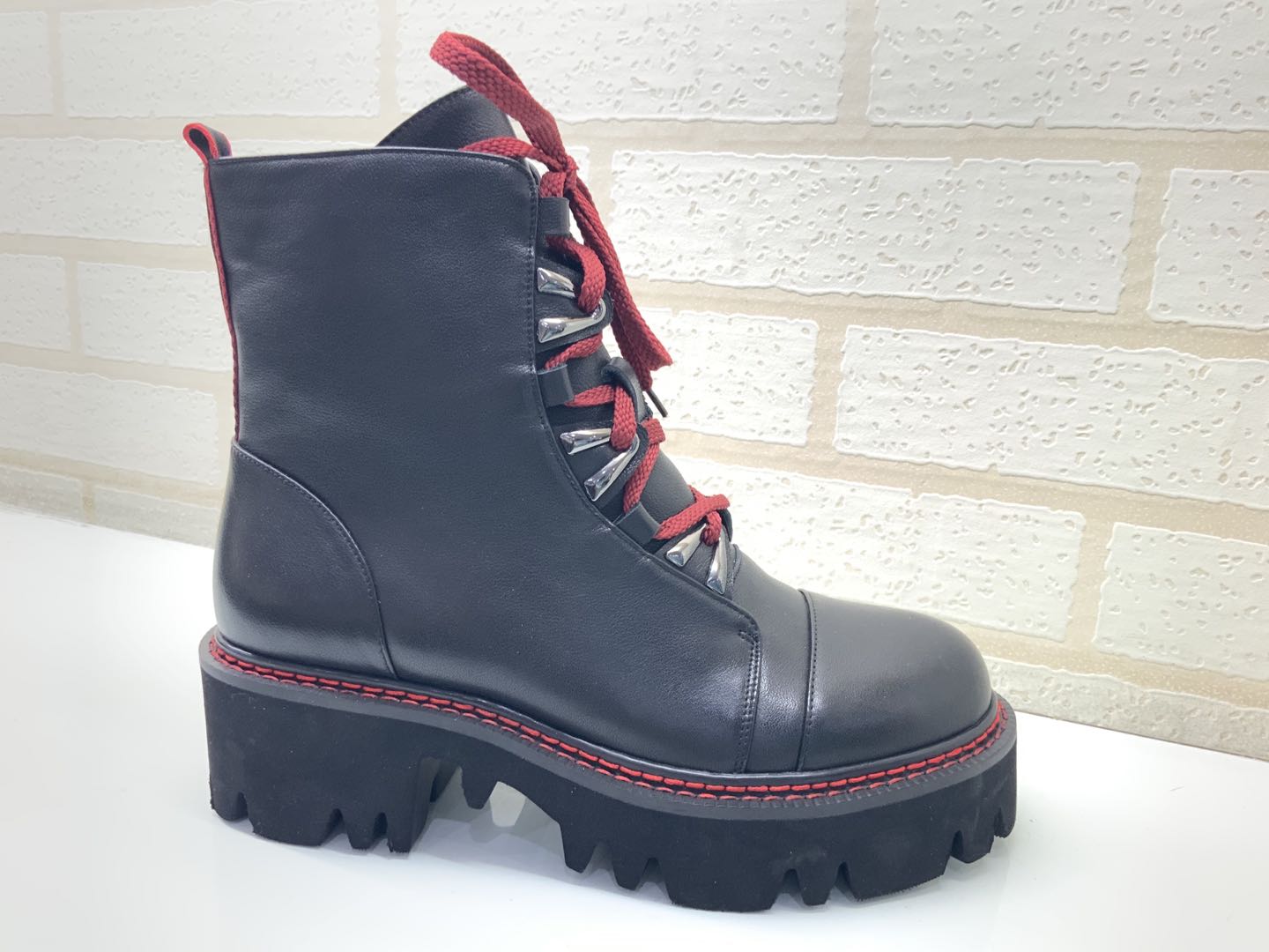 Lady Leather Shoes