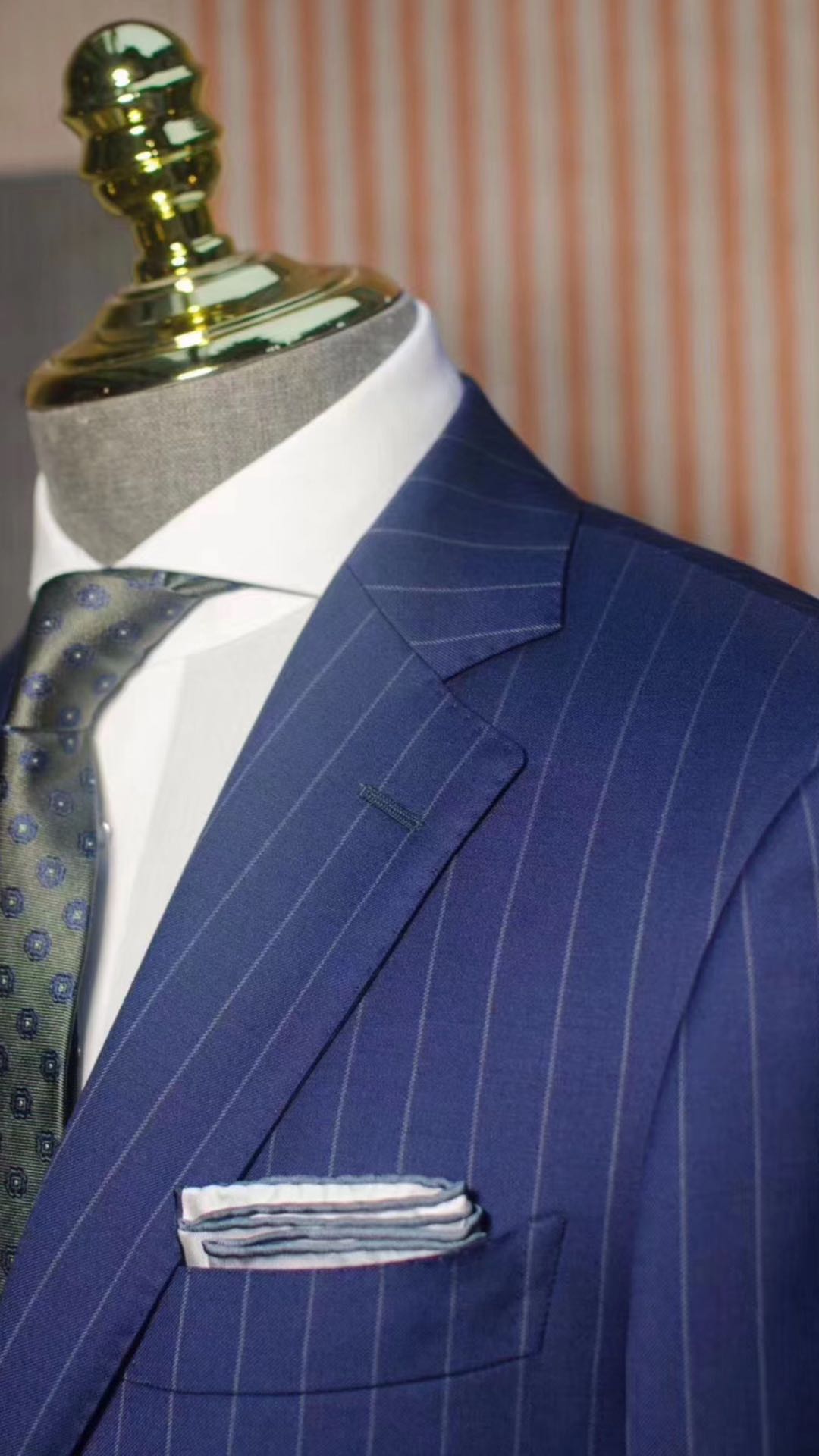 Men's Suit