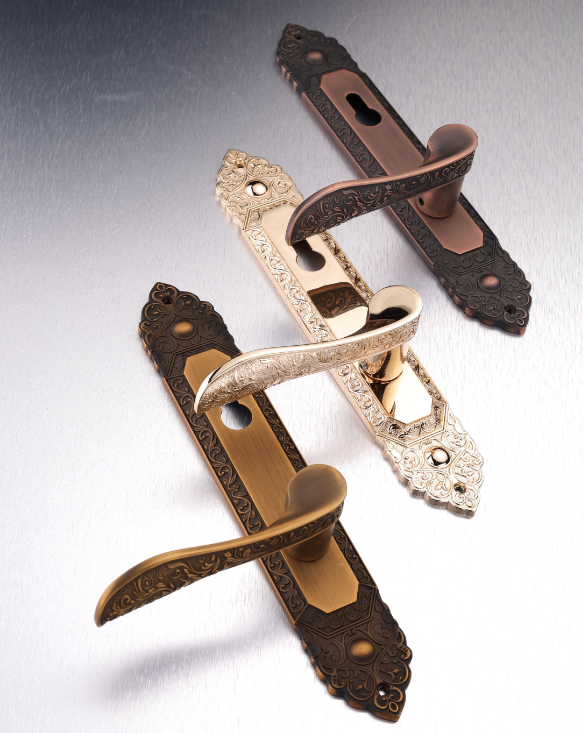 WENZHOU LAND PORT INTERNATIONAL TRADE CO.,LTD. – tornillo de acero 1