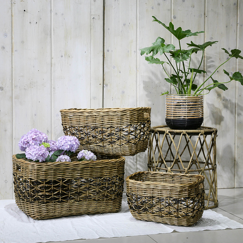 willow/wicker laundry