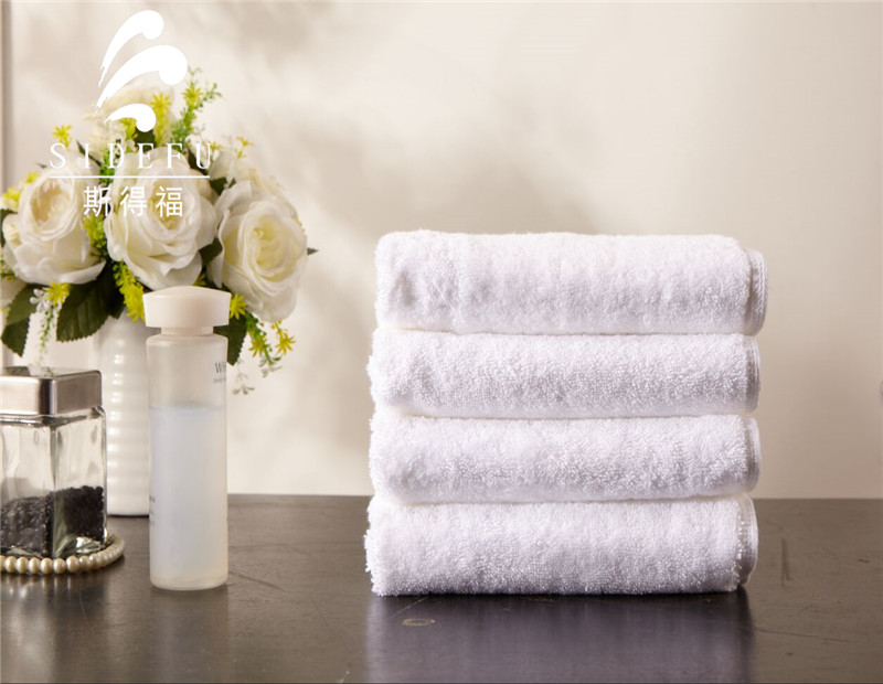 Hotel Plain White Bath Towel