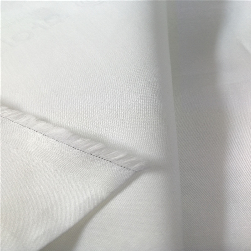 bed fabric 80%Cotton 20% Polyester 60*40 173*120 300TC white sateen fabric