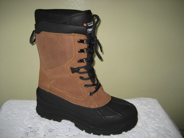 Snow boot