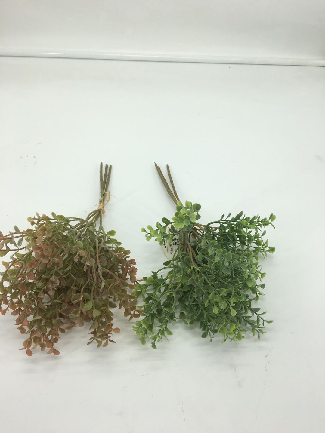 Artificial tropical greenery bunch
