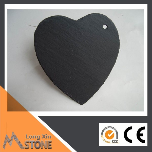 Chinese natural heart shape black slate cheese plate plate with EVA feet