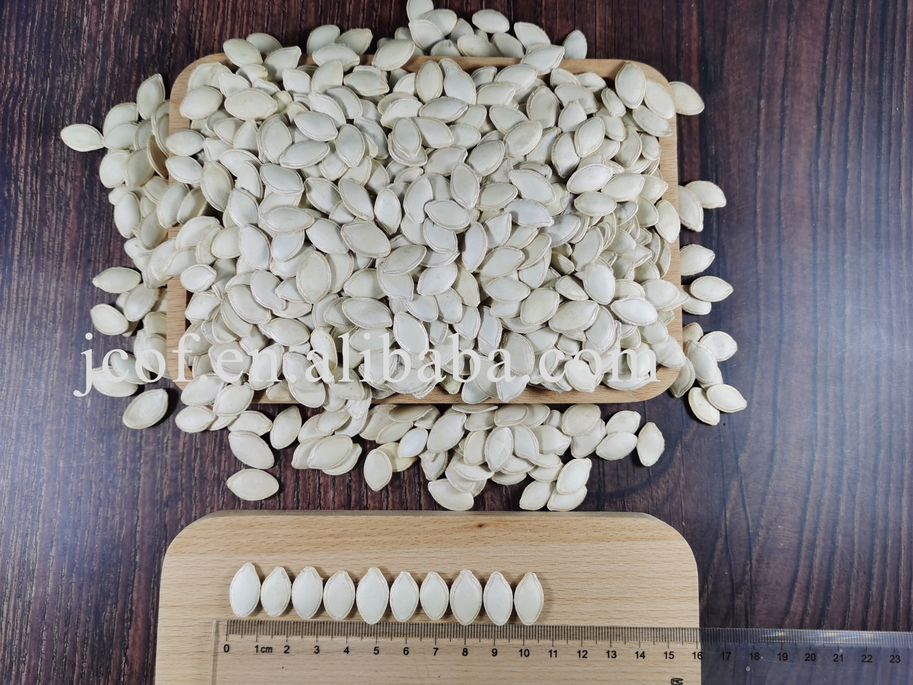 Shine Skin Pumpkin Seeds, 10mm Up, Xinjiang Origin