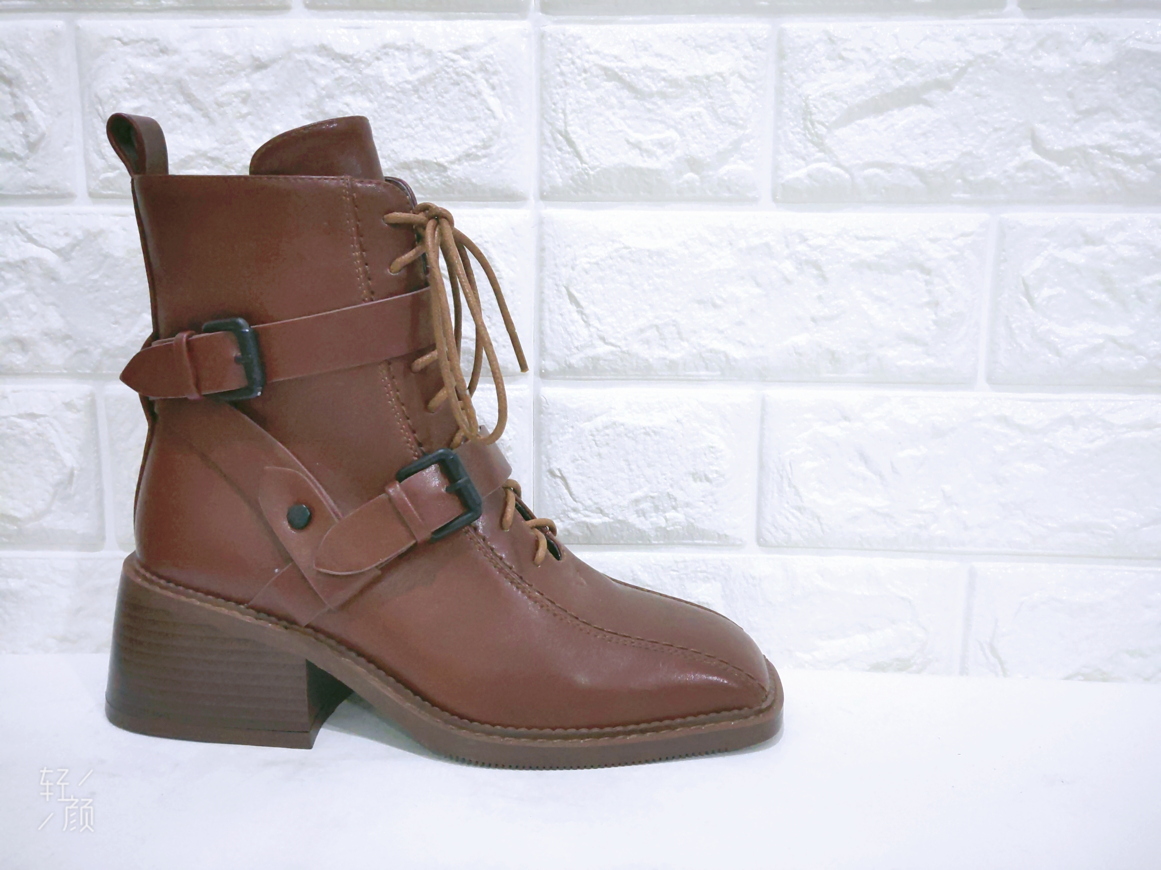 Women's short plush shoes