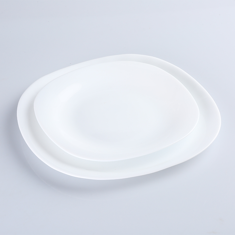 Opal porcelain glass plate