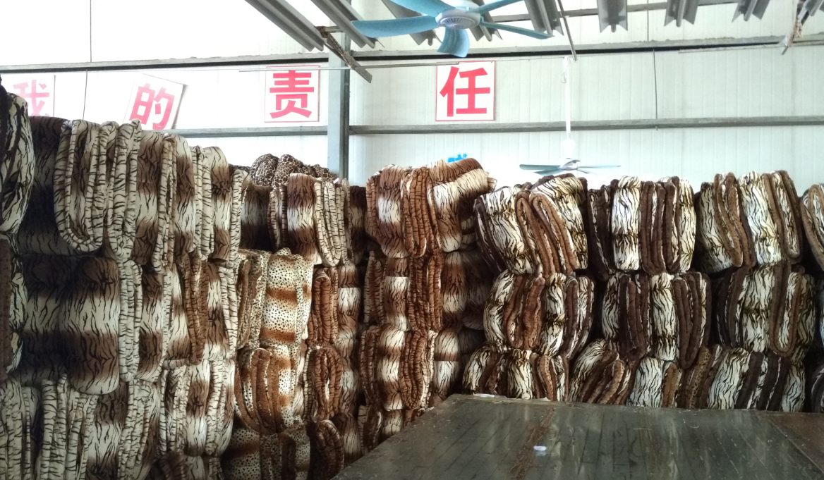 Rizhao Yubai Drawn Thread Textile Products Co., Ltd. – craft quilts 2