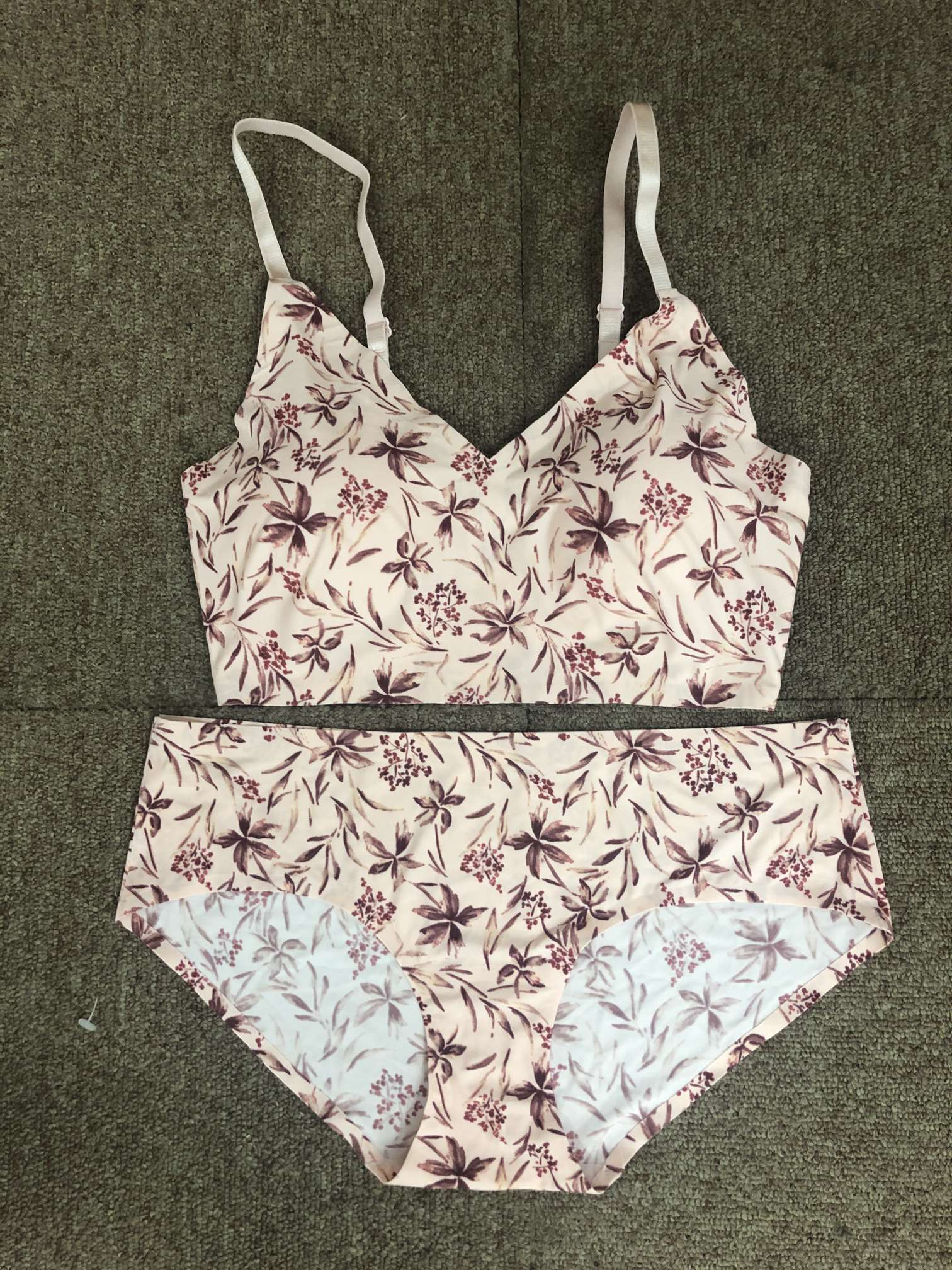 Ladies Sport Top Set