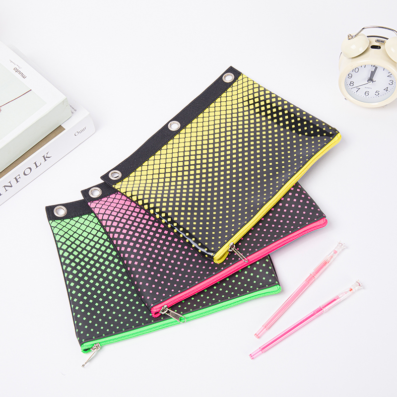 Binder pouch