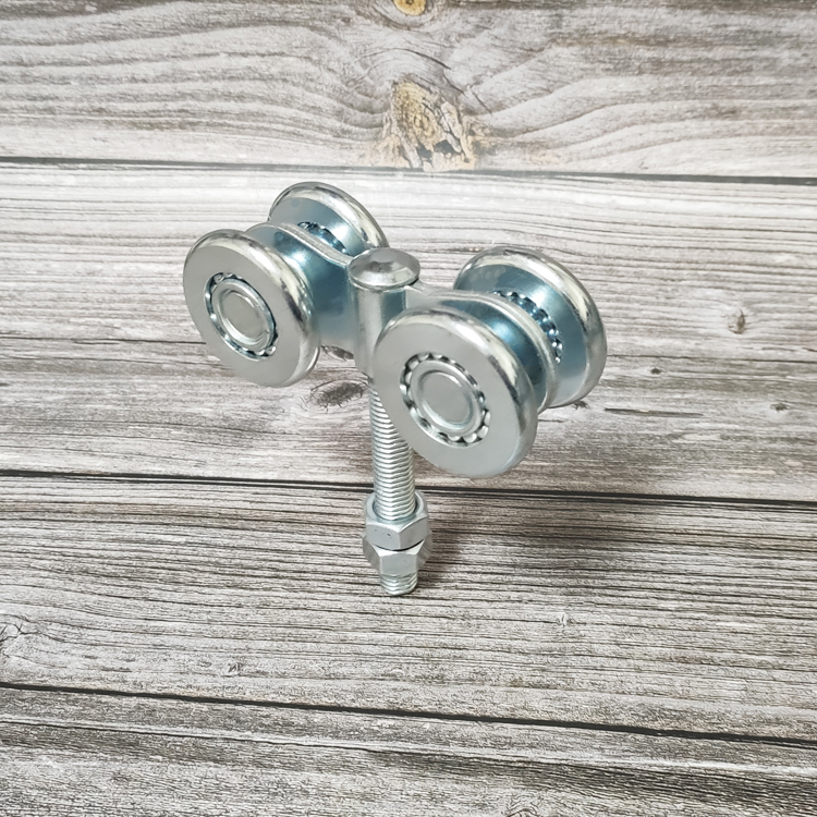 Sliding door roller