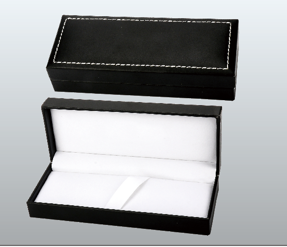 B196 Pen Box