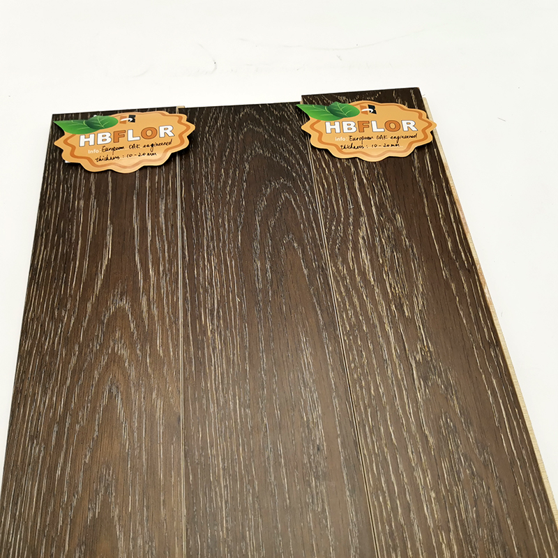 Flor-Engineered-American Walnut