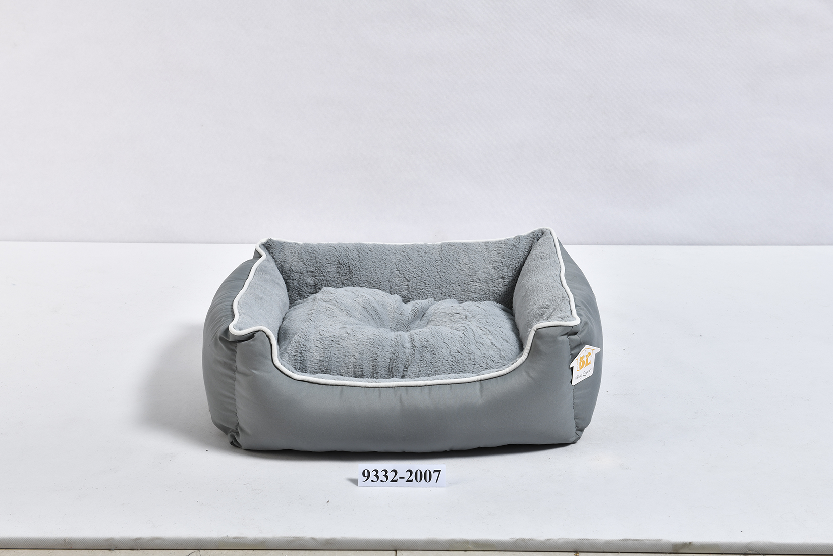 Square pet bed
