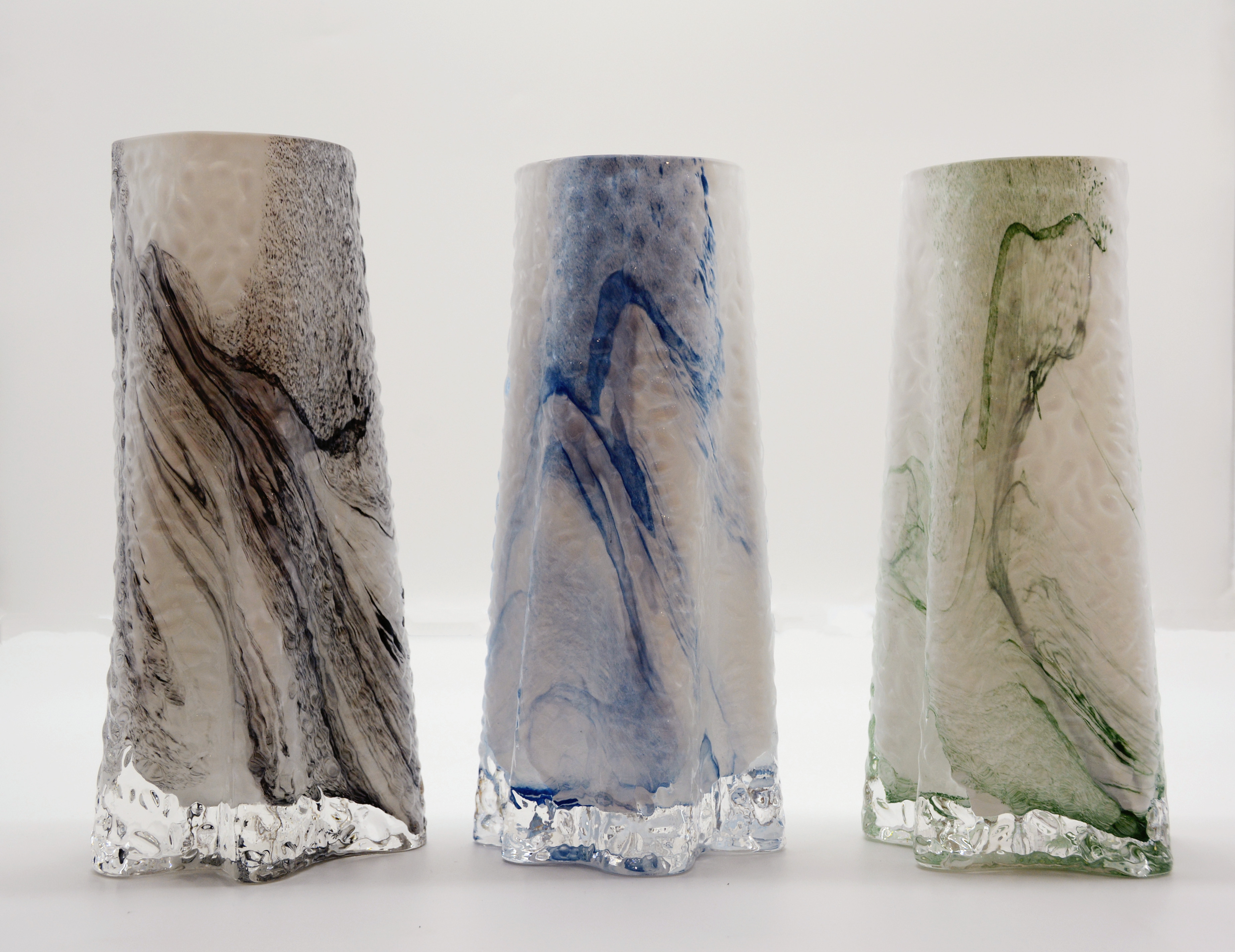 Marbling vase