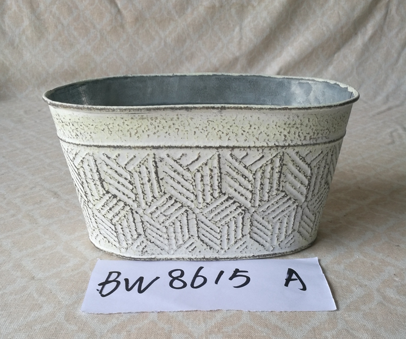Oval zinc planter