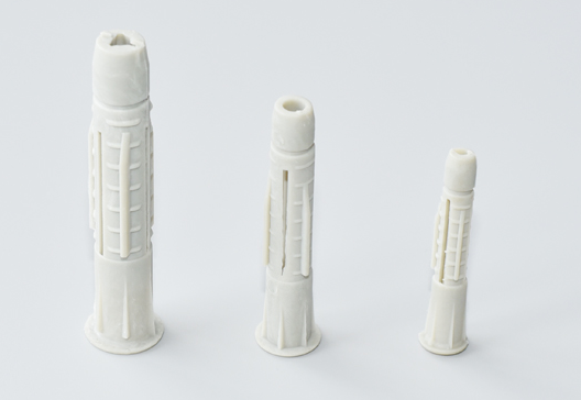 Knot expansion plugs