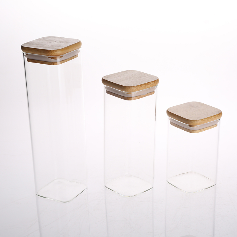heat-resistant glass canister with bamboo lid