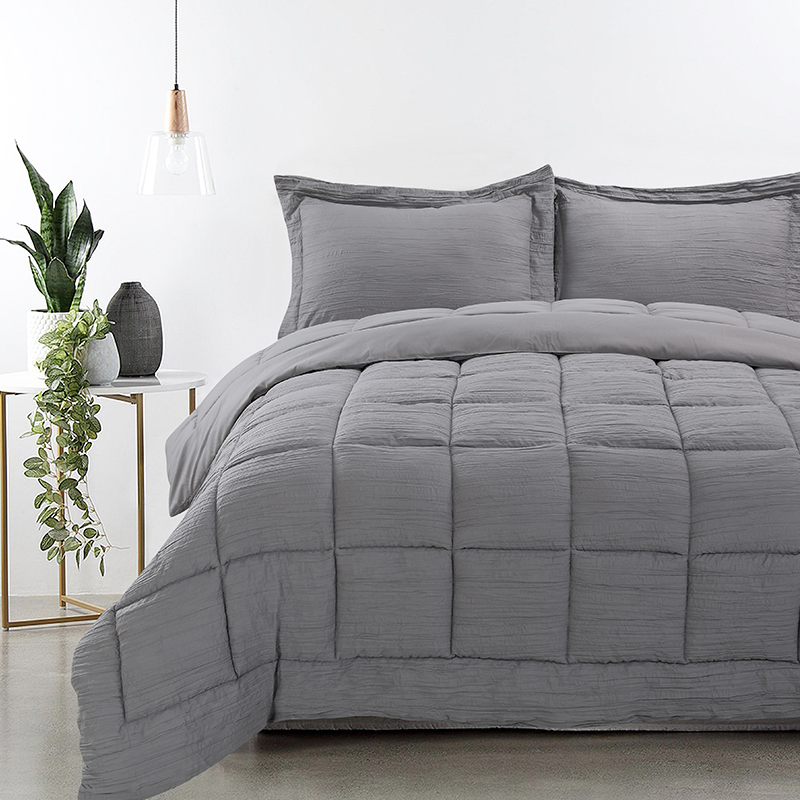 3D Embossing polyester quilt