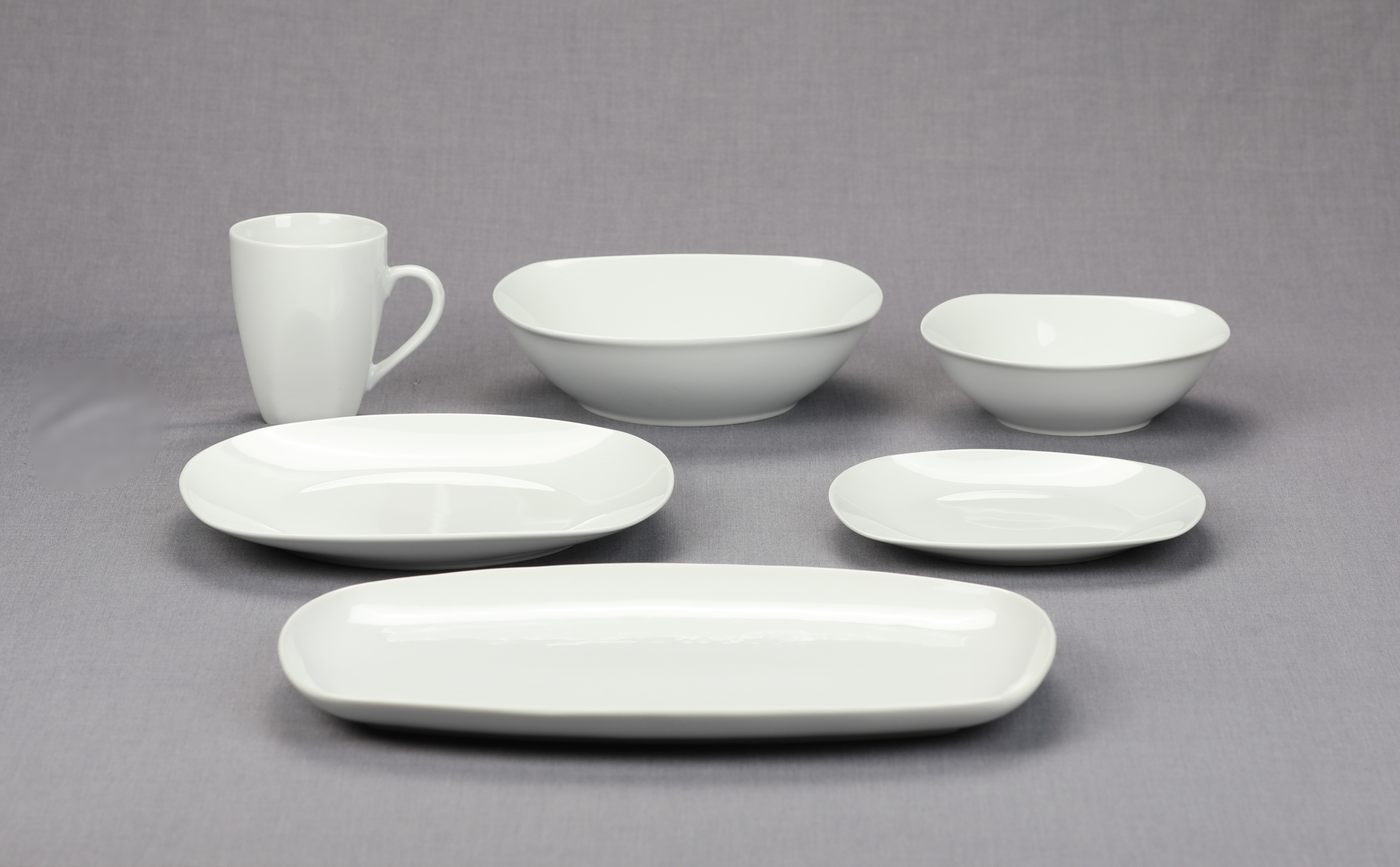 FAREAST(BOLUO)CERAMICS FACTORY COMPANY LTD. – plato de cerámica 1