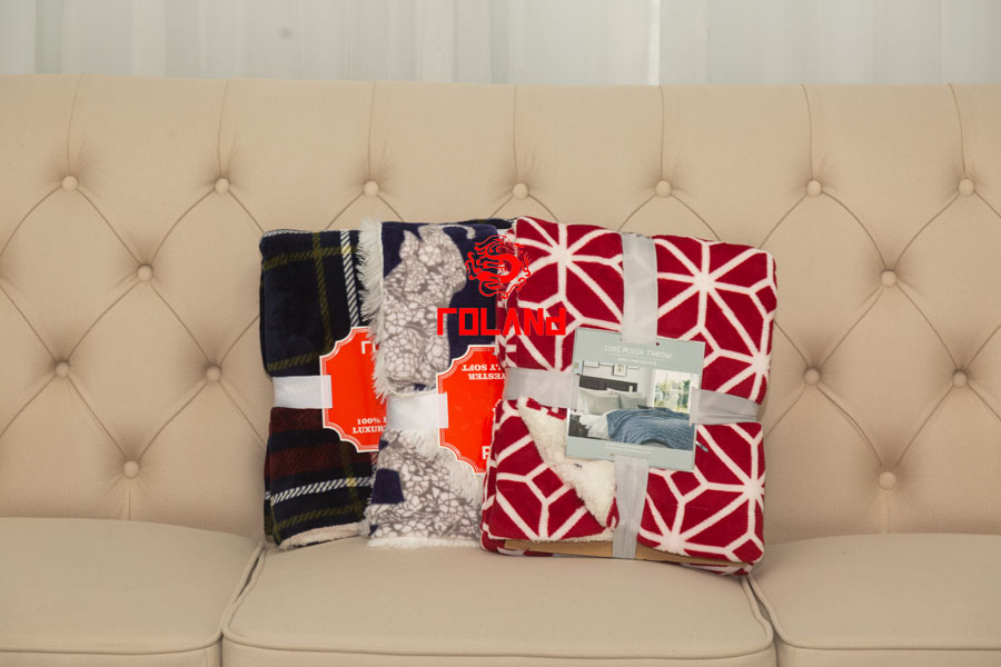 Printed Flannel With Sherpa Backside 2 Layer Blanket/Throw
