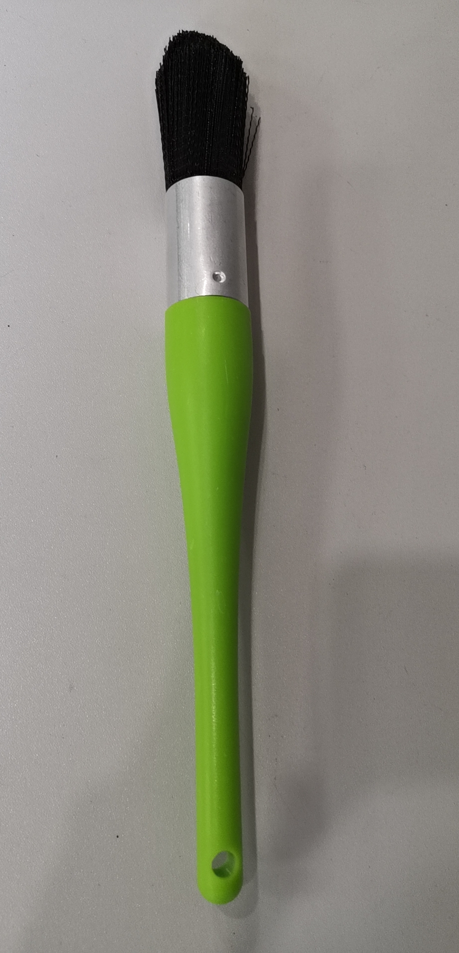 round brush
