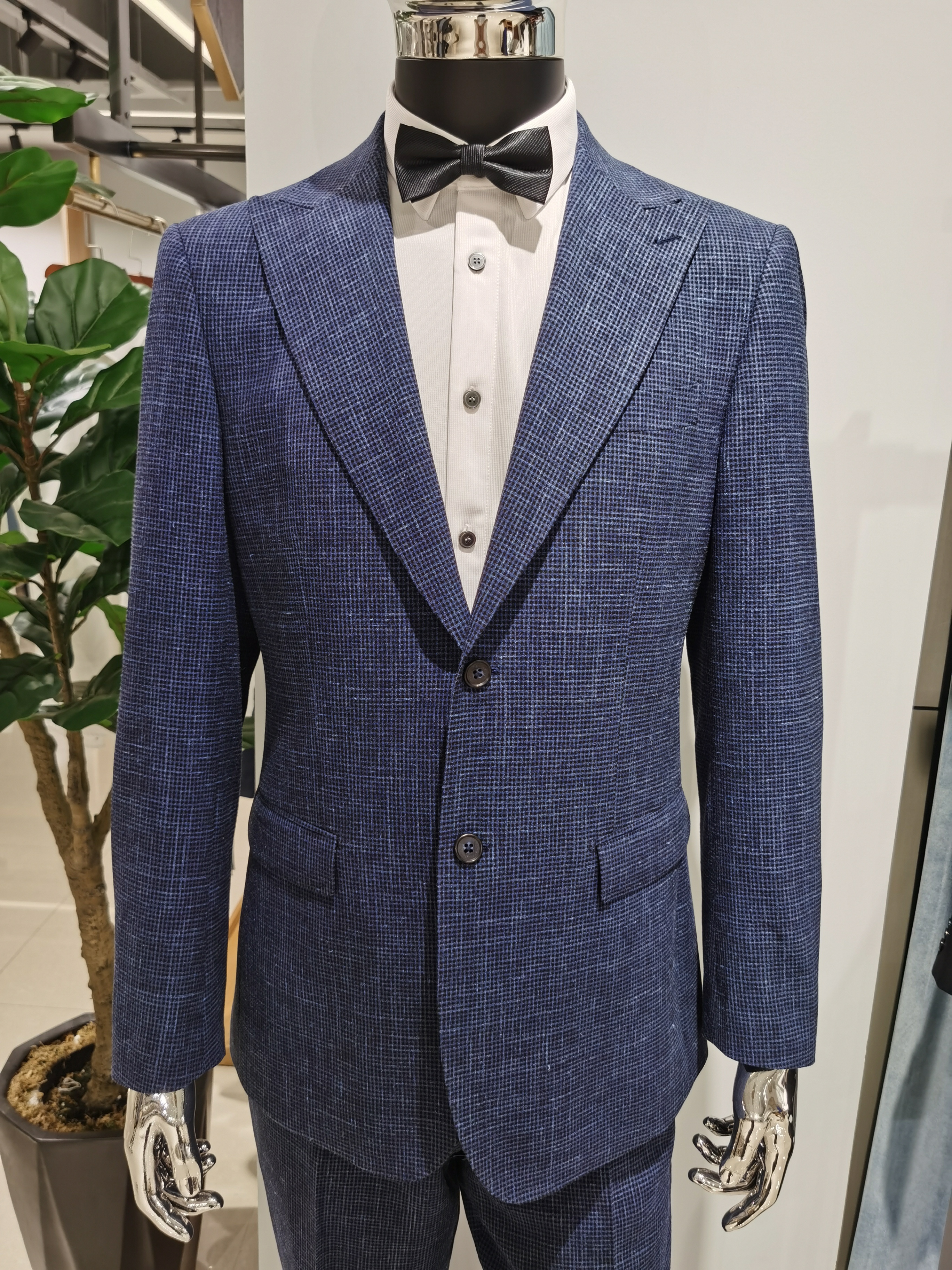 Men's Woven Suit