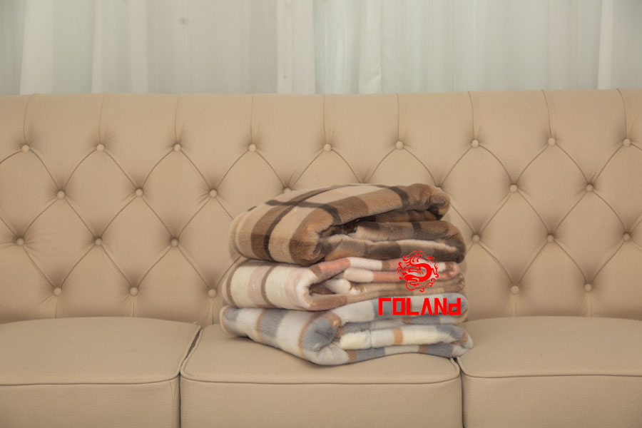 Printed Rabbit Fur With Mink Backside, 2 Layer Blanket/Throw