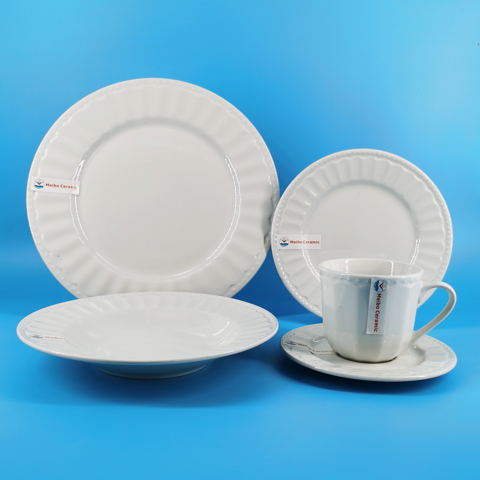 20pc classic porcelain embossed dinner set