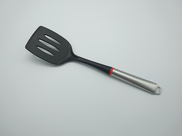 Leaky Spatula