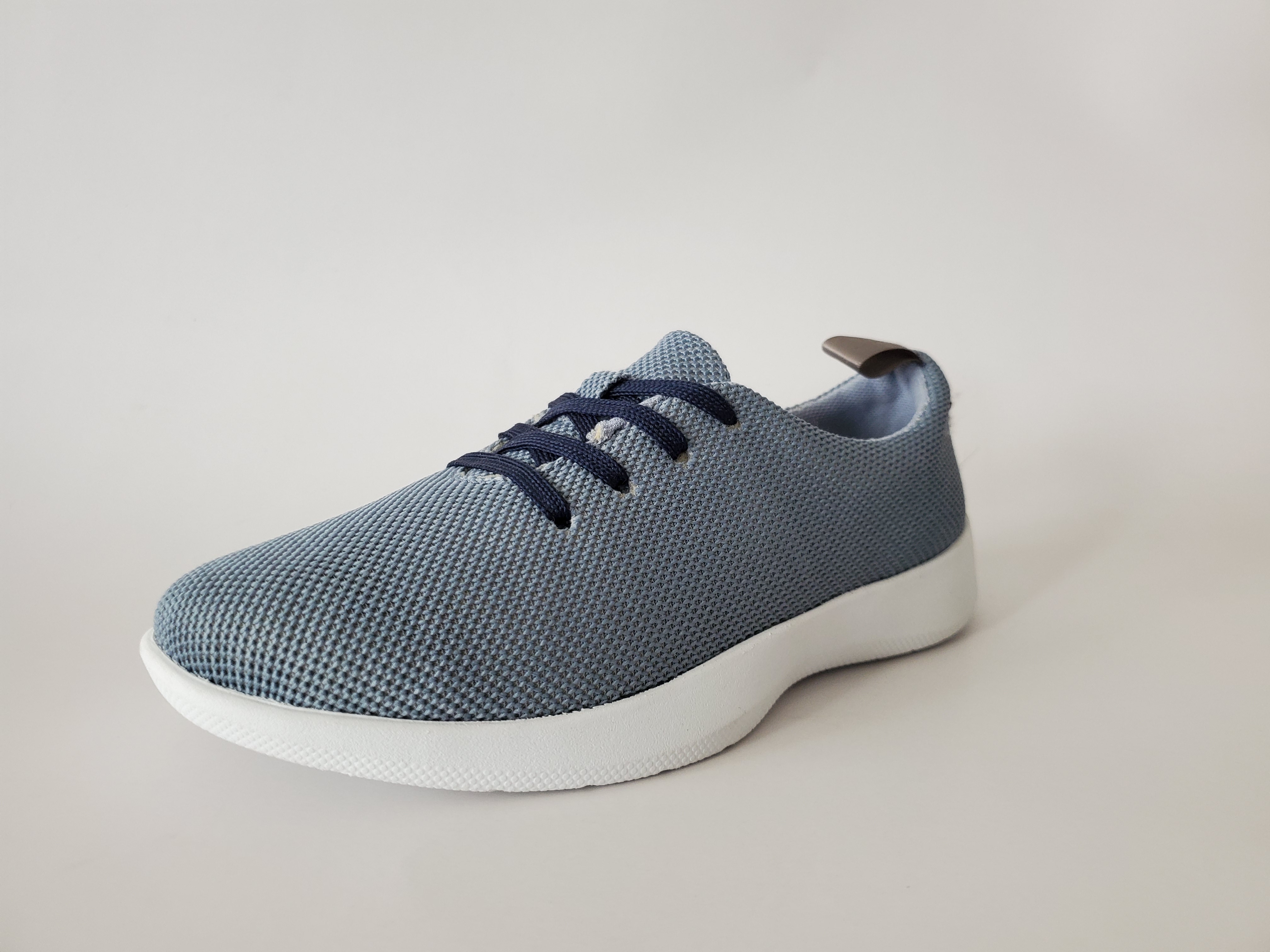 Casual shoes